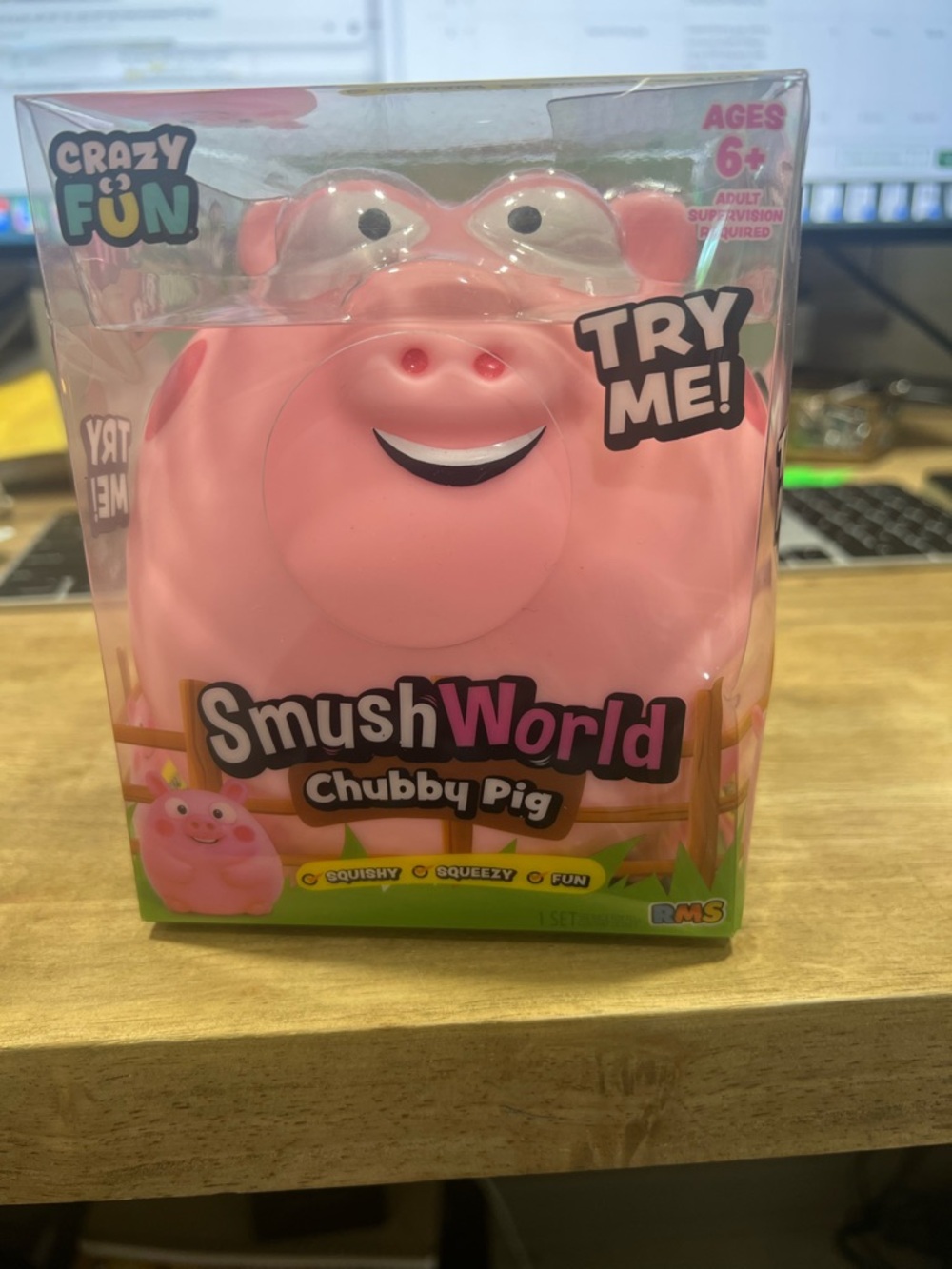 SmushWorld Chubby Pig Squishy Toy - Pink